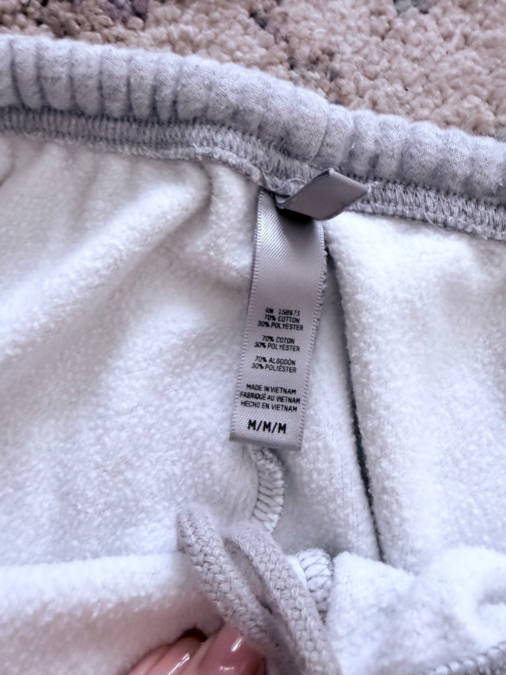 SKIMS Grey Sweatpants - Picture 4 of 4
